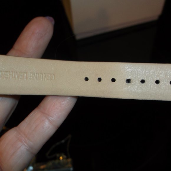 Beautiful Versace Watch - Picture 3 of 5